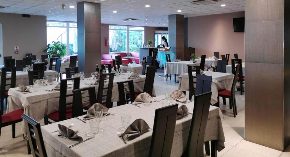 crp1330x720-ristorante-5