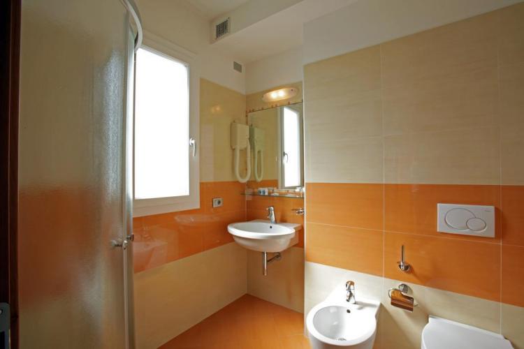 Coppe bagno 1.jpg