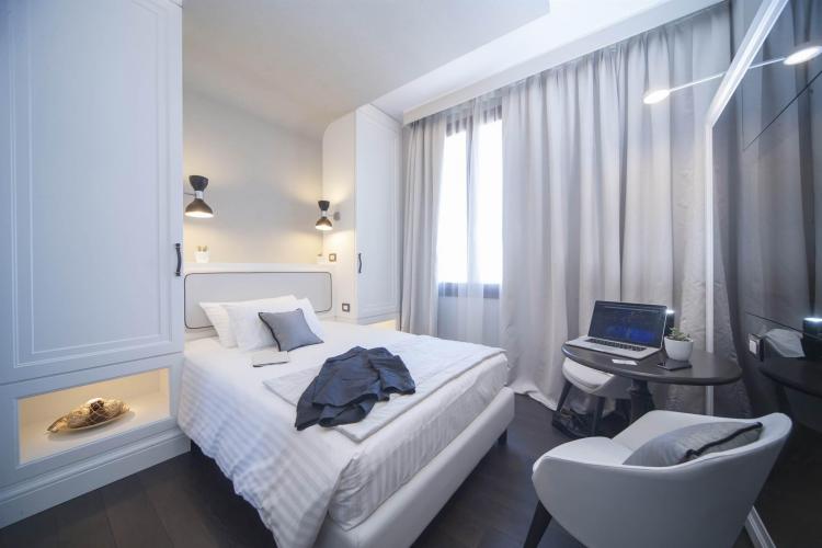 Camera Classic Francese