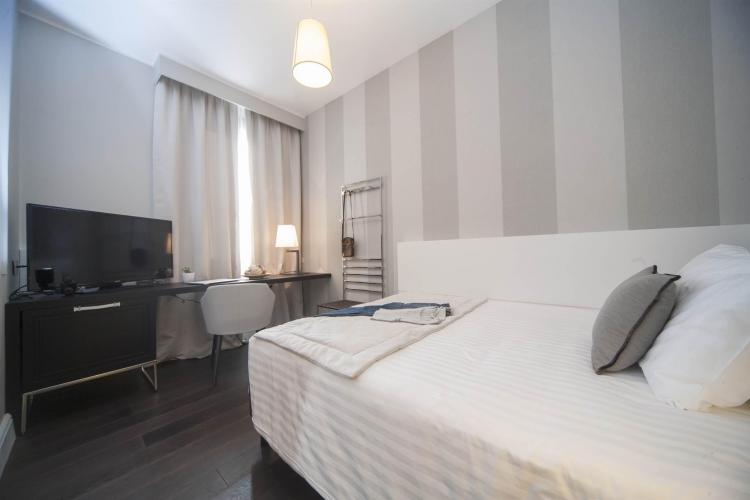 Camera Economy francese