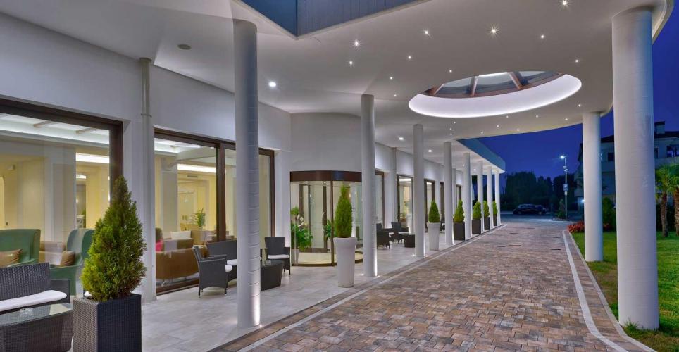 79844221_2449137035360020_543633677309968384_n