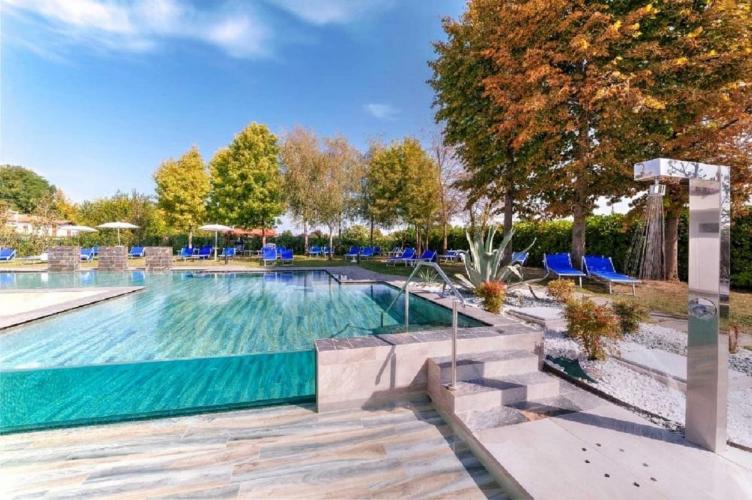 225626522_2915834785356907_6801335040406840311_n