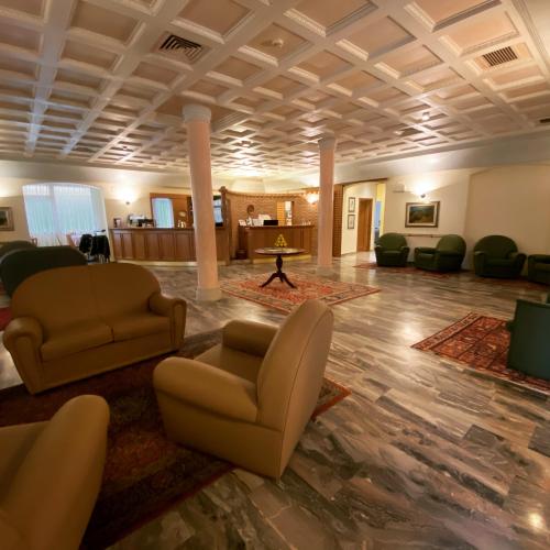 0DE44ACA-C6A4-4D92-925E-3E02D503E2EC