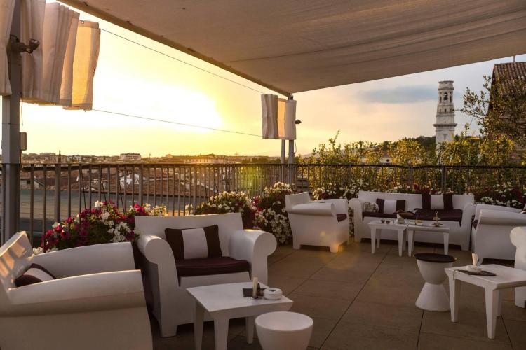 Panoramic Terrace Bar