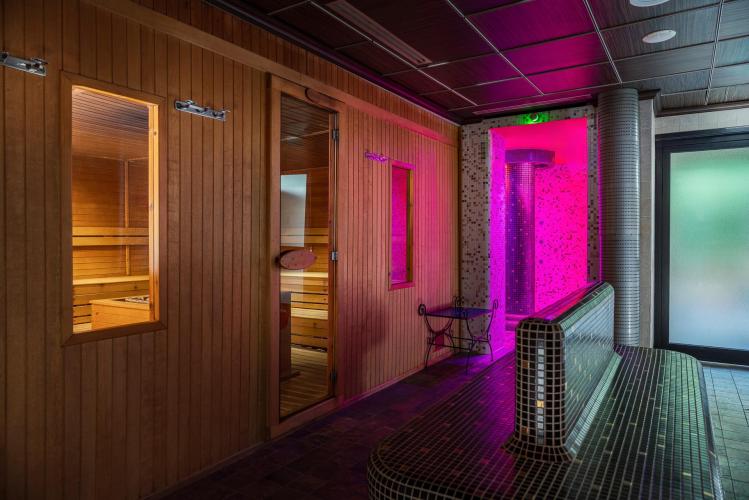 Vital-Center-sauna-doccia-emozionale