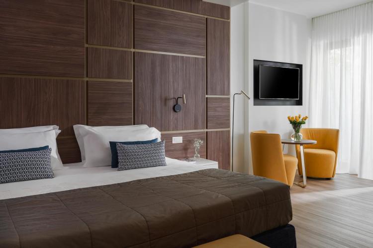 237-238_Nature_Suite