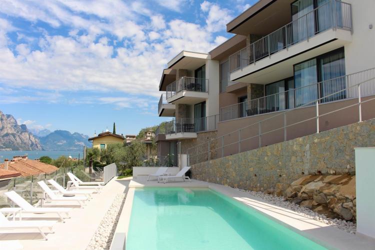 esterno MY lake apartments