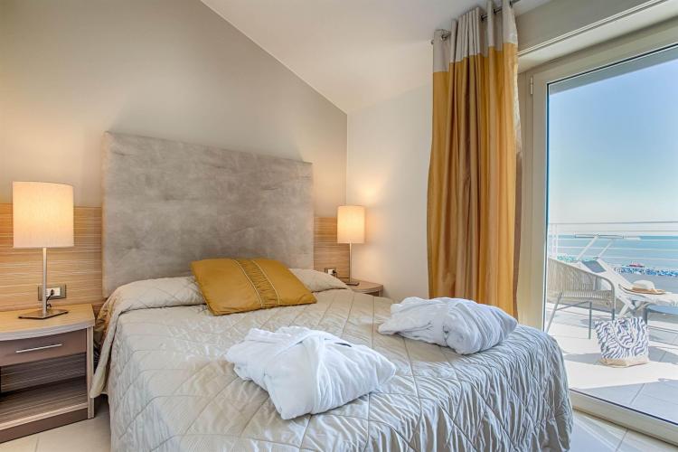 Attico - panoramica camera