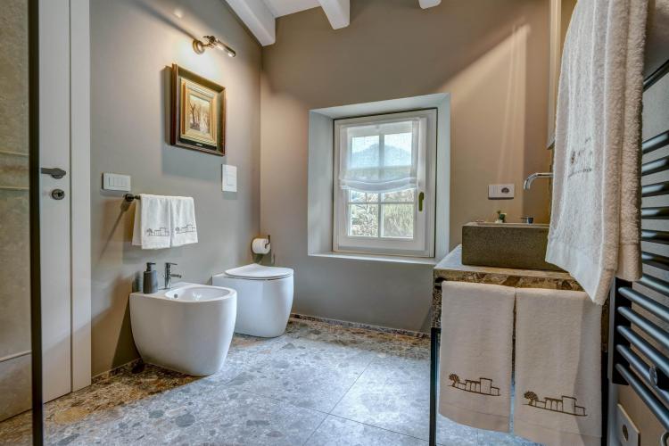 _DSC3774And17more-min