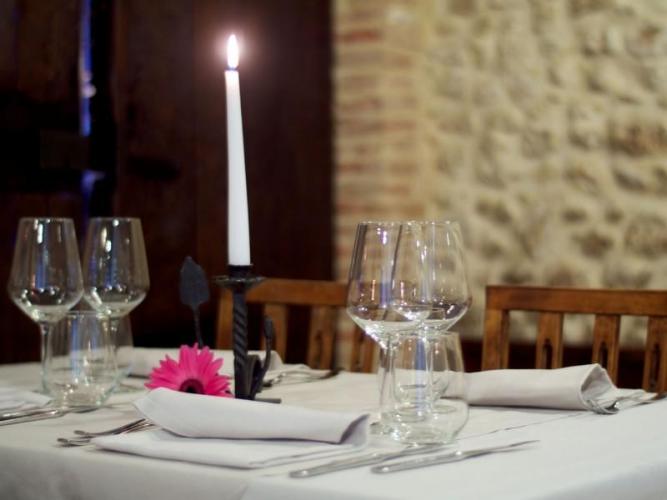 Hotel Antica Abbazia ristorante dettaglio tavola