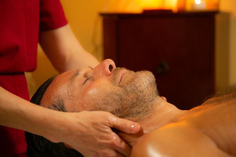 Massaggio Trattamenti Benessere - Hotel All'Alba