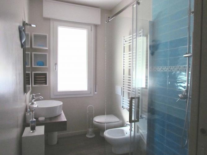 BAGNO CAMERA MARE