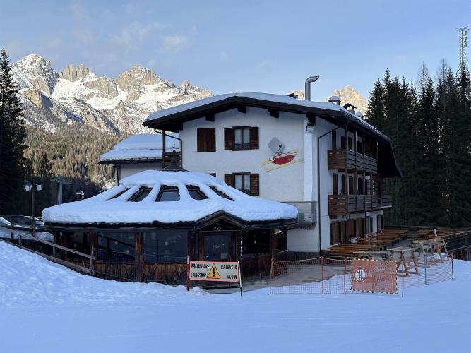 Hotel Dolomiti Caverson