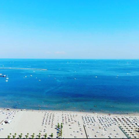 92099301_215912712835805_8412980311612194816_n