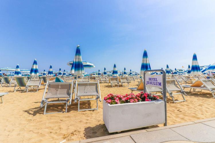 H. Jesulum ÔÄ¬1-PLAYER Studio-9