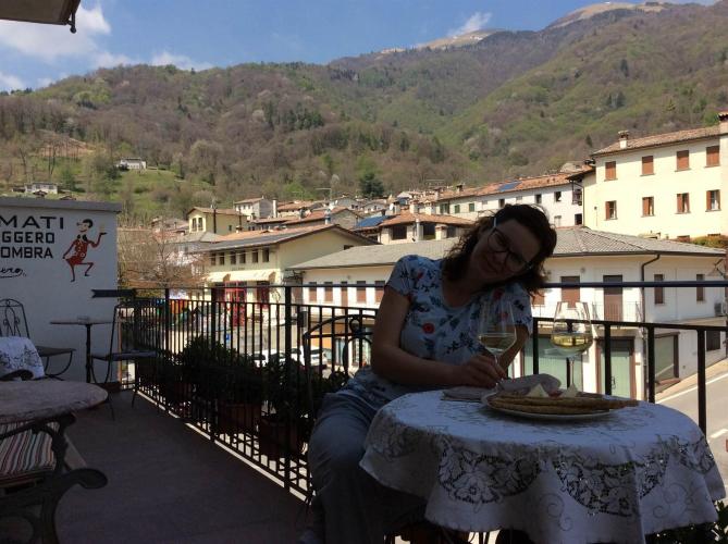 2DD7FB9A-C9BF-408E-A4AB-0A98B5242DC4