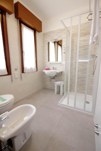 bagni_nuovi_h_Serenella_Jesolo2