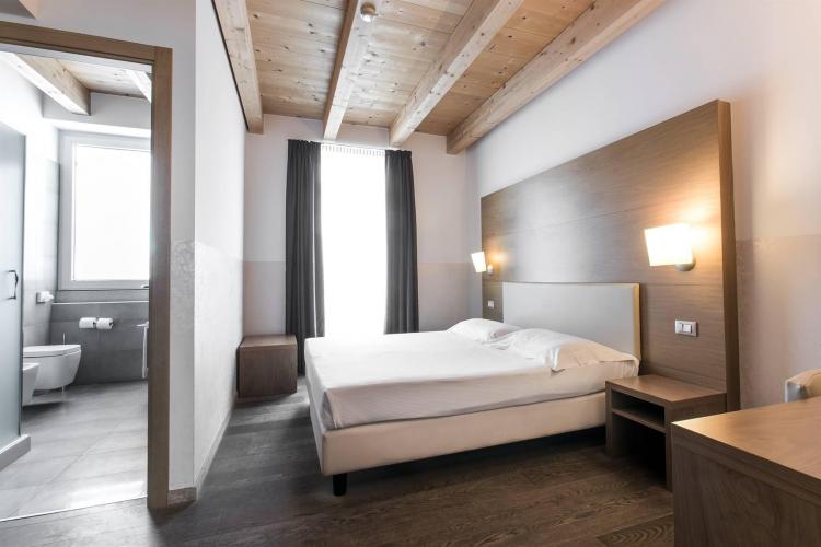 Panoramica Camera e Bagno