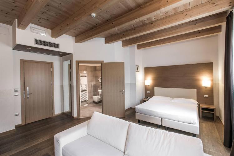 Panoramica Camera Business