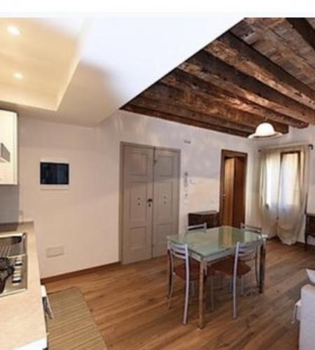 B15D7FD1-B489-4B30-A732-1A58CC1404A0