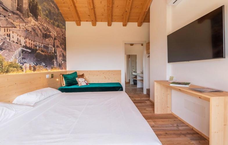 ivc332_bed_11-2048x1304-4096x2608