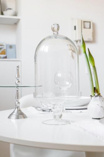 5ee7e24d-b90f-4718-a608-a52d2de78795