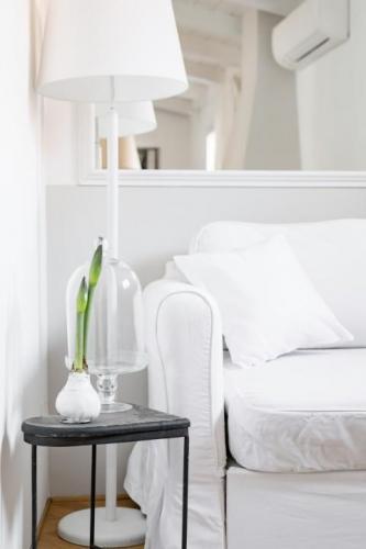 f0090c19-67d2-47e7-b0c9-932e898464af