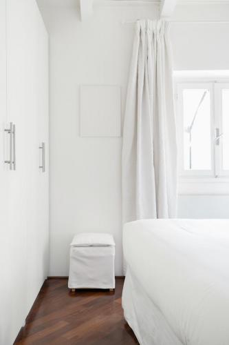 15f1d64f-1d1e-4f0d-9026-e25473c20928