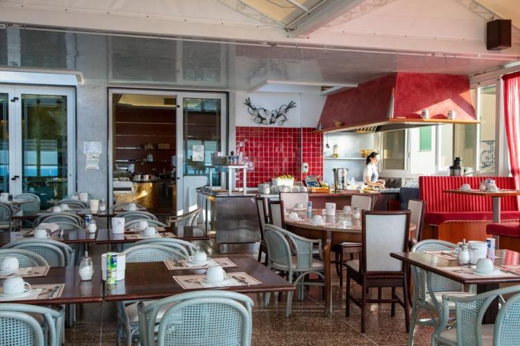 Elpiro saletta colazione