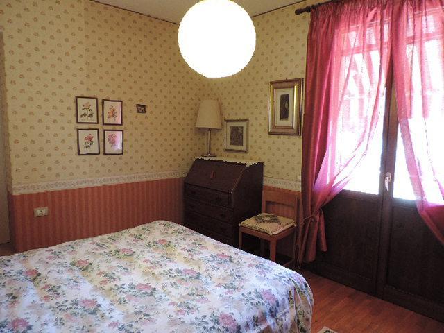 Camera con balcone , vista Colli