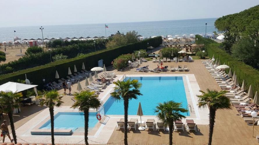 Gallia piscina 1.jpg