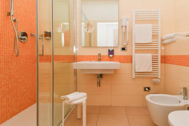 hotel - camera comfort - 05