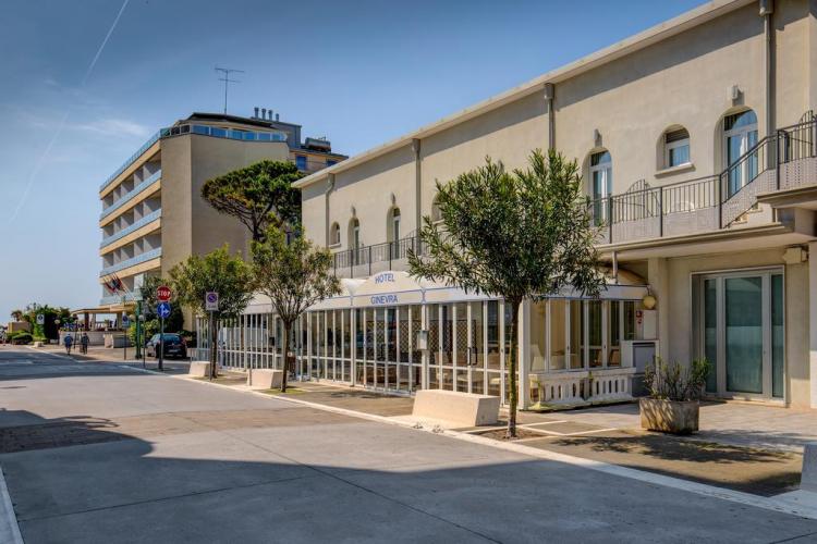 Ginevra facciata.jpg