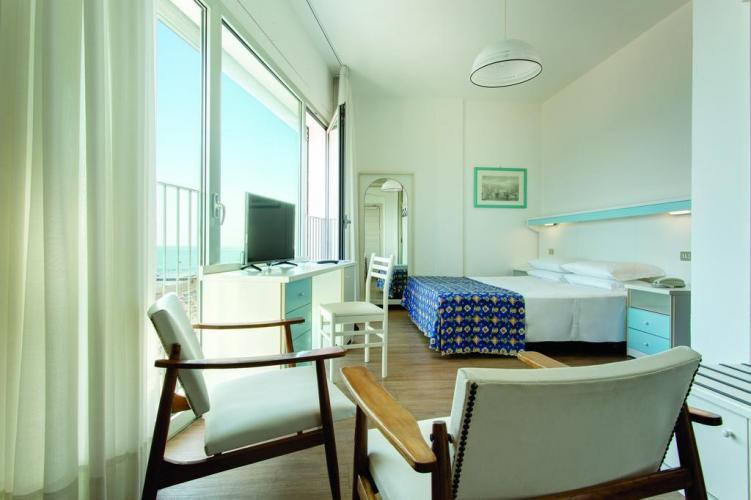 Las Vegas camera.jpg