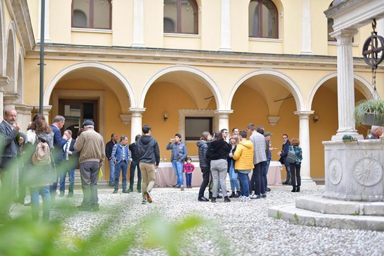 Villa San Fermo _ Chiostro (1)