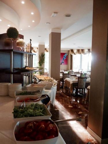 Gambrinus buffet pranzo.jpg