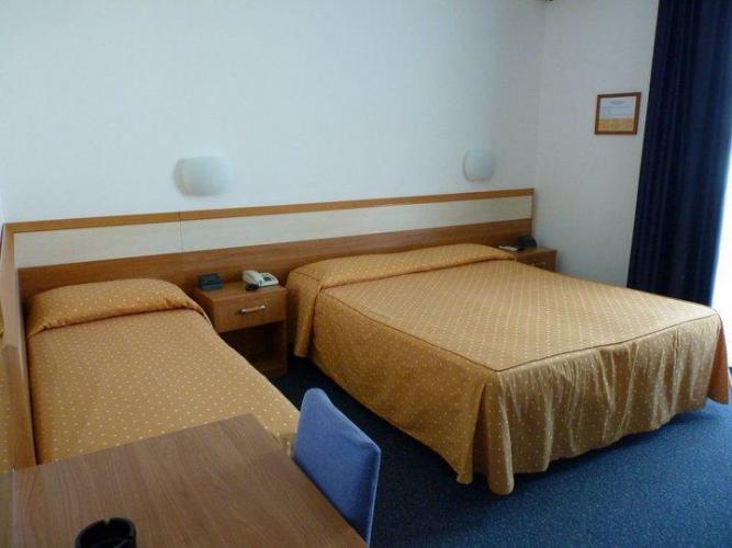 Gambrinus camera 1.jpg