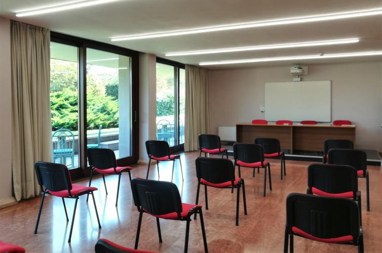 Sala Colombo Meeting Room