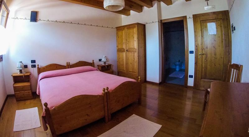 Agriturismo Val De Roa camera matrimoniale