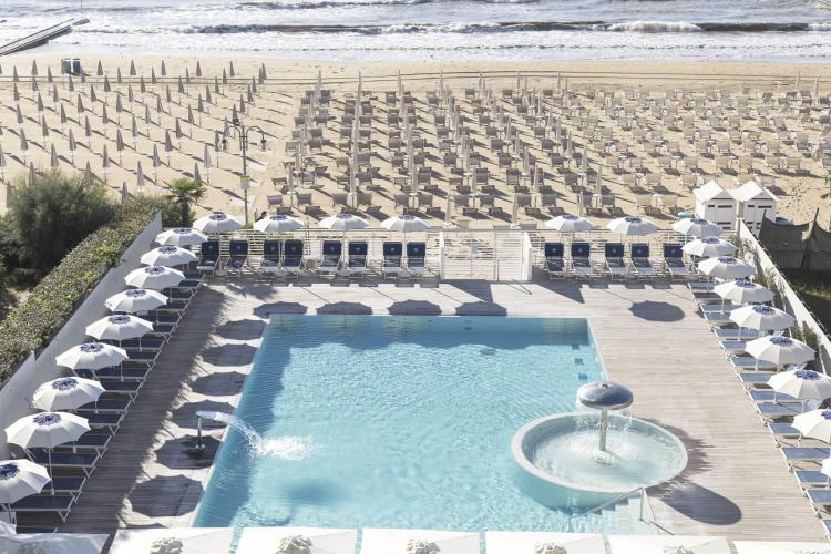 Cambridge vista mare