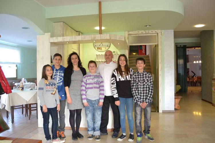 Grifone foto famiglia.jpg