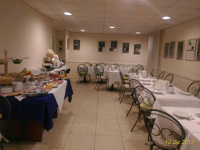 foto sala colazione 1