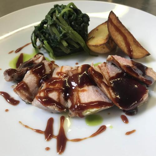 Dal ristorante: maialino e salsa BBQ