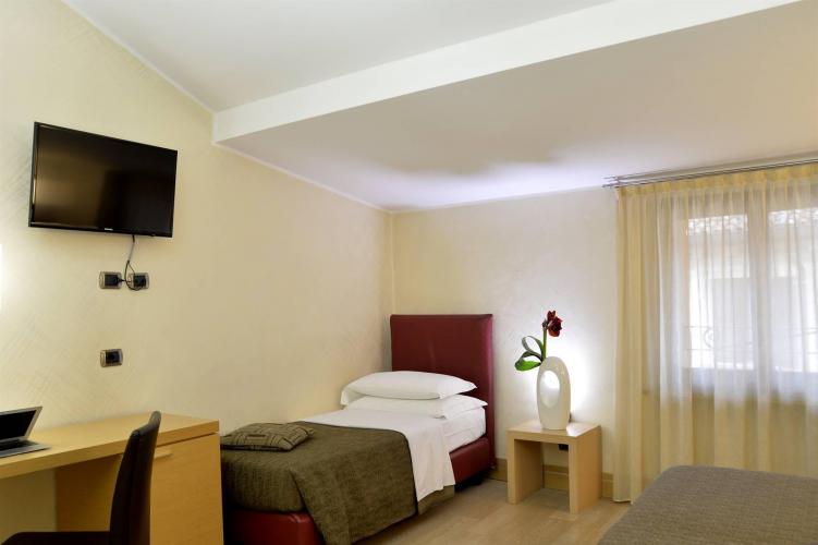 Camera Doppia Letti Singoli