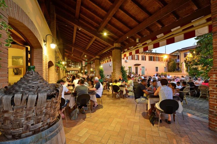 CORTE RIGA RESTAURANT (6)