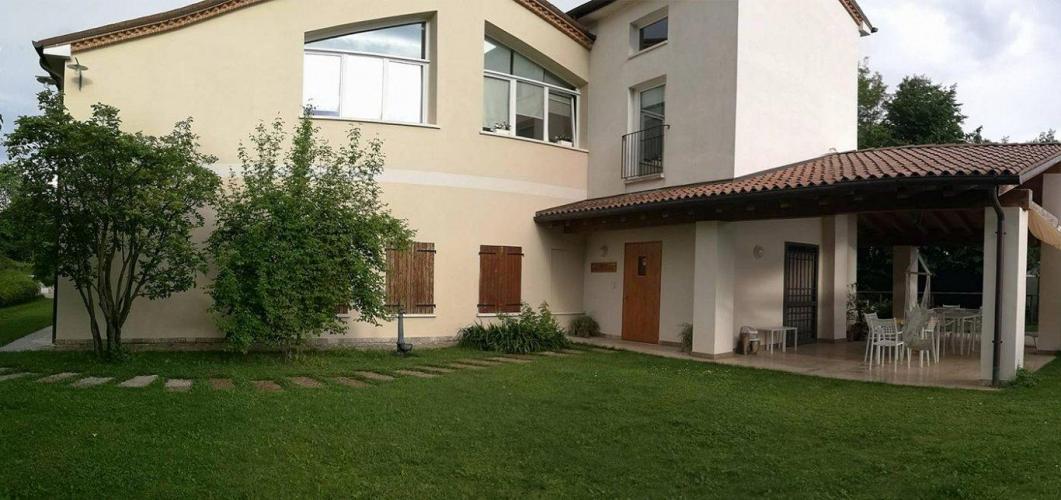 Agriturismo Beehouse