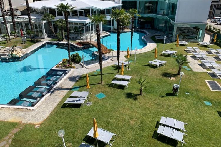 Plaza Hotel Abano Terme - Panoramica piscine ester