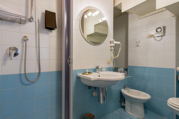 Camera Tripla/Quadrupla