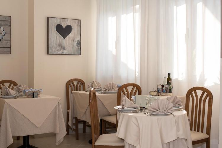 Conchiglia sala pranzo.jpg