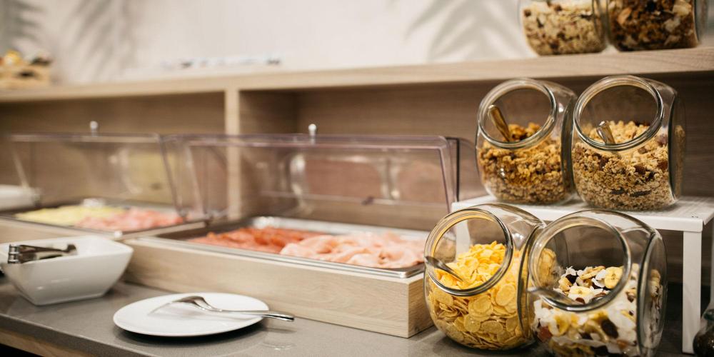 buffet3-hotel angelo